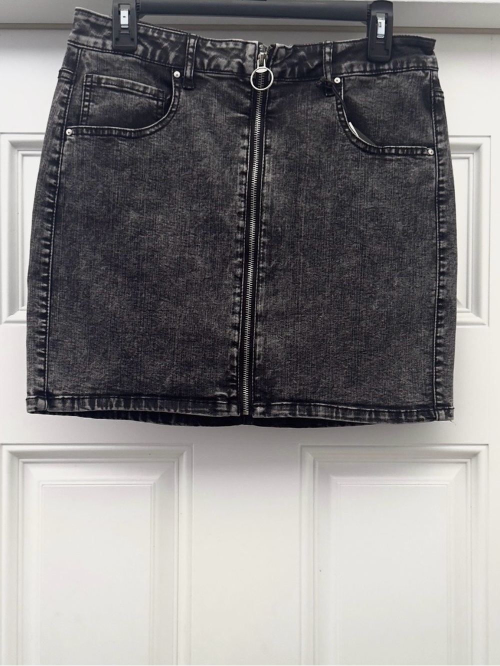 NWT Refuge Denim Black Acid-Wash Denim Zip-Front Mini Skirt Extra Large